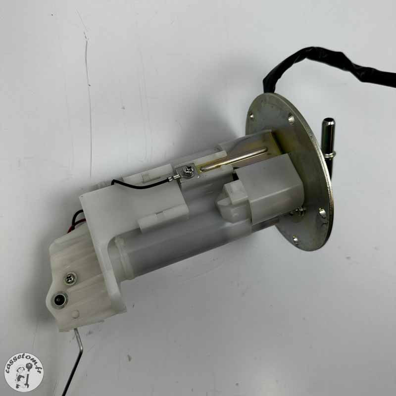 Pompe à essence  Kawasaki 650 vulcan s  2022