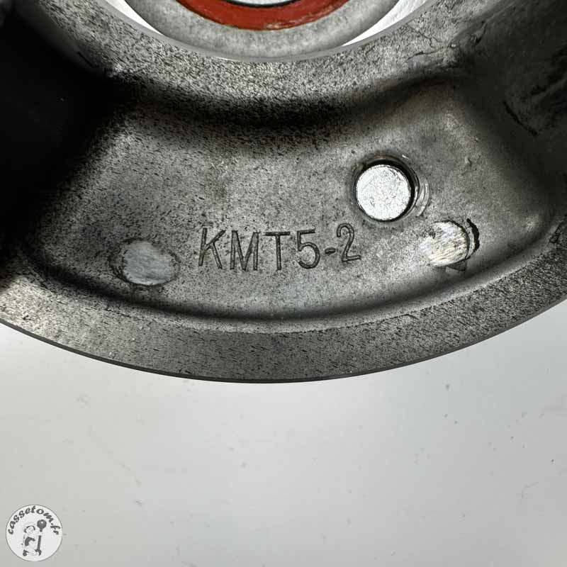 Porte couronne  Kawasaki 650 vulcan s  2022