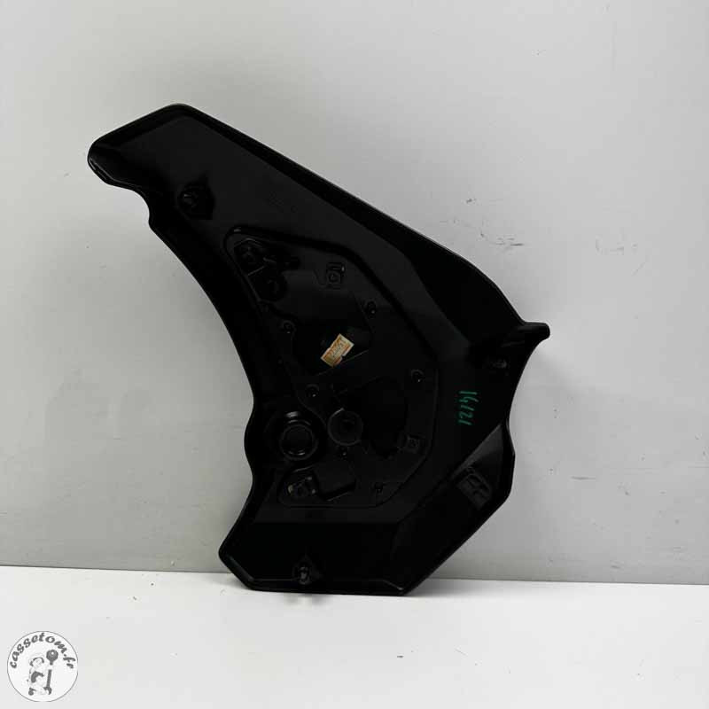 Protection platine avant droit  Kawasaki 650 vulcan s  2022