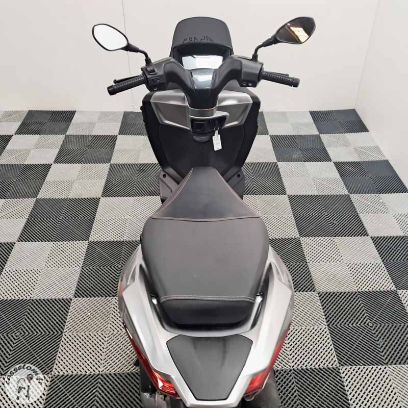 Aprilia 50 SXR de  2024