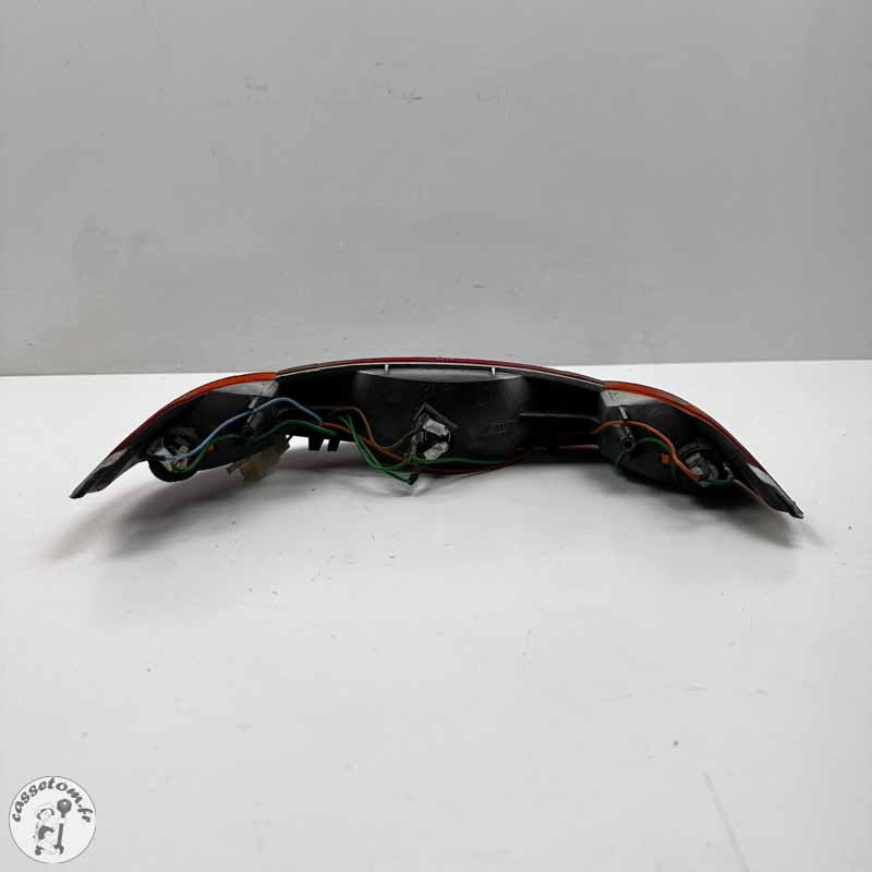 Feu arrière  Peugeot 50 vivacity 2001