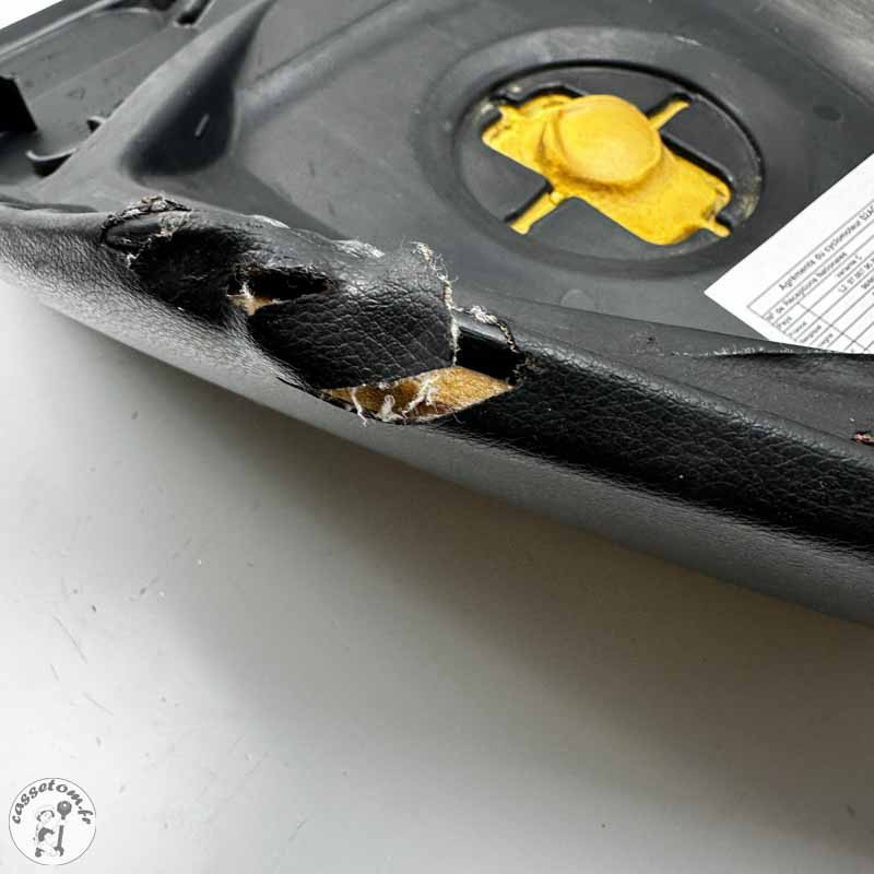 Selle  Peugeot 50 vivacity 2001