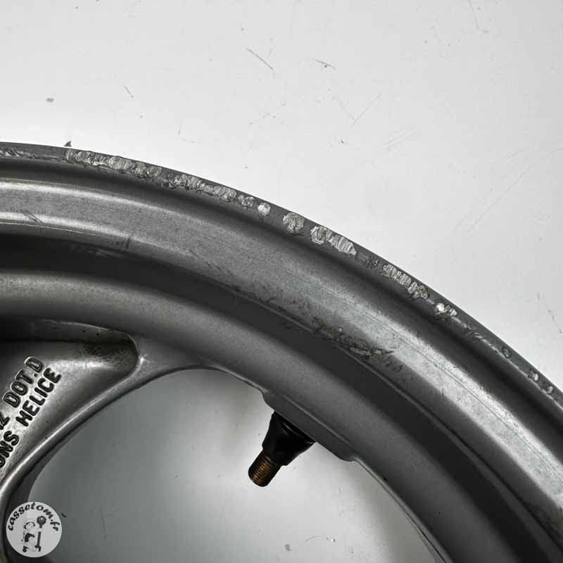 Jante arrière Peugeot 50 Vivacity 2001 - CasseTom