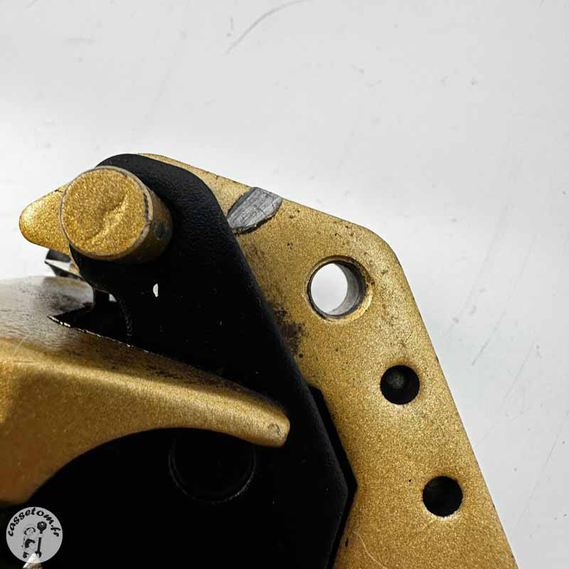 Etrier de frein avant  Peugeot 50 vivacity 2001