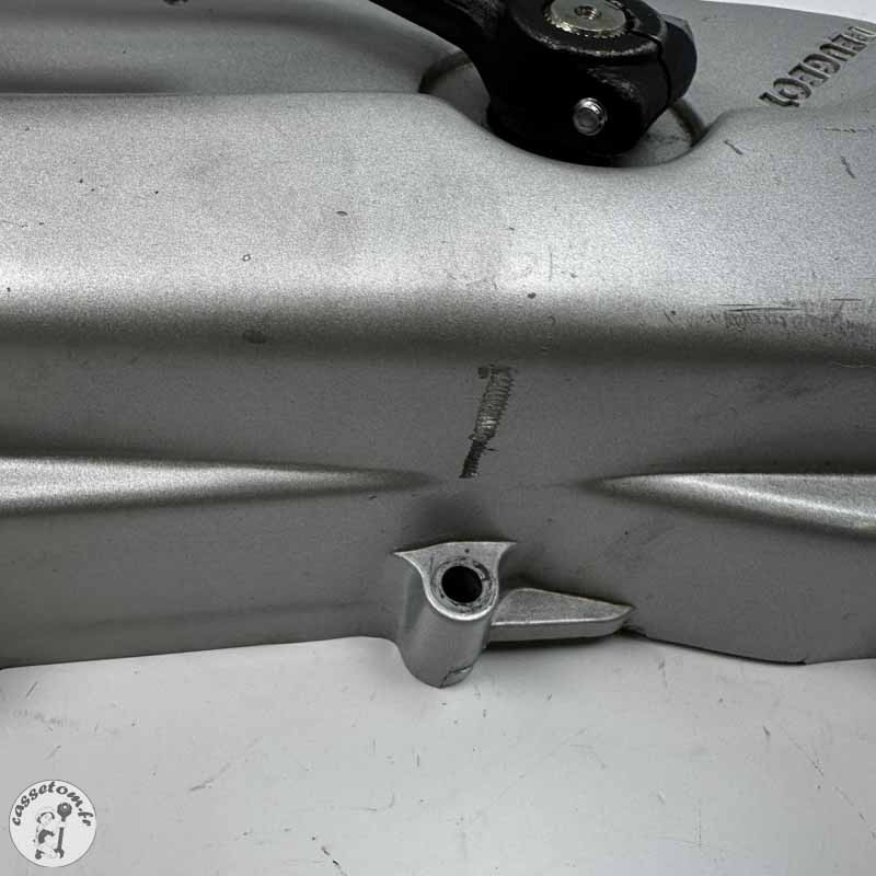 Carter de courroie + kick Peugeot 50 vivacity 2001 | CasseTom