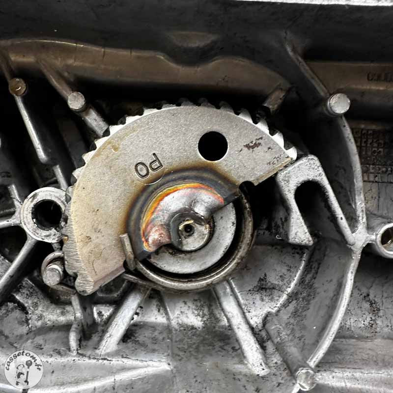 Carter de courroie + kick Peugeot 50 vivacity 2001 | CasseTom