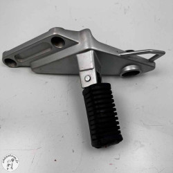 Platine arrière gauche avec cale pied Daelim 125 VT | CasseTom