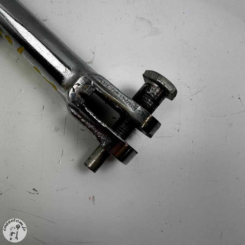 Béquille latérale Daelim 125 VT 2002 Occasion | CasseTom