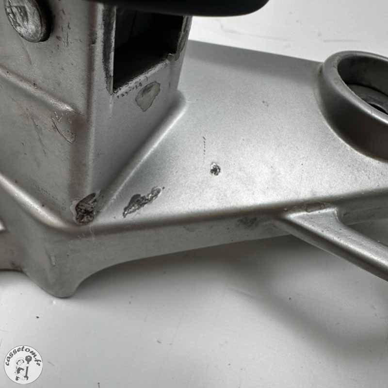 Platine Arrière Droite + Cale Pied Daelim 125 VT | CasseTom