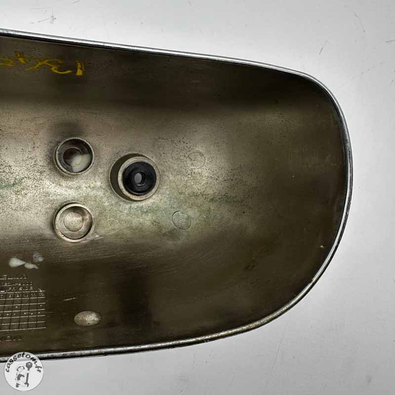 Cache latérale gauche  Daelim 125 VT 2002