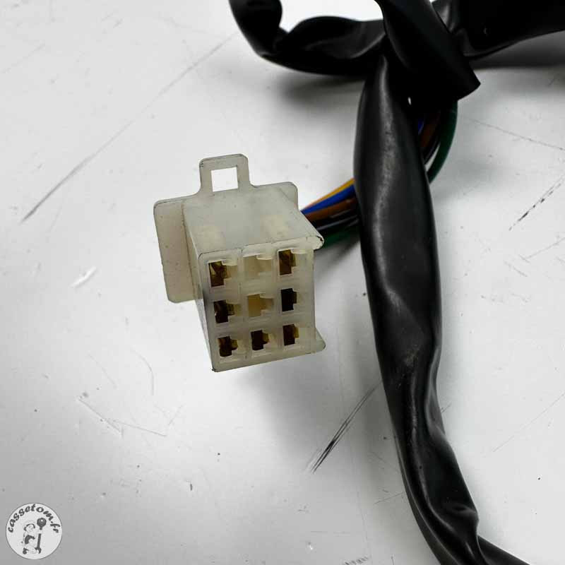 Commodo droit  Daelim 125 VT 2002