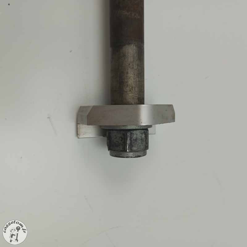 Axe de roue arrière  BMW 800 F800R 2019