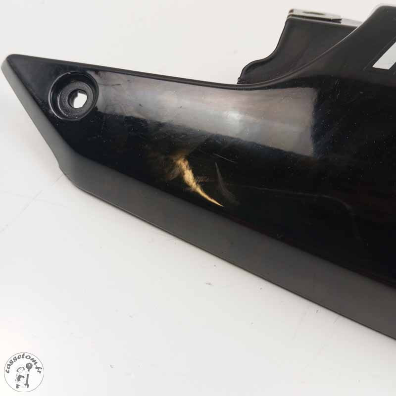 Flanc de carénage arrière droit  BMW 800 F800R 2019