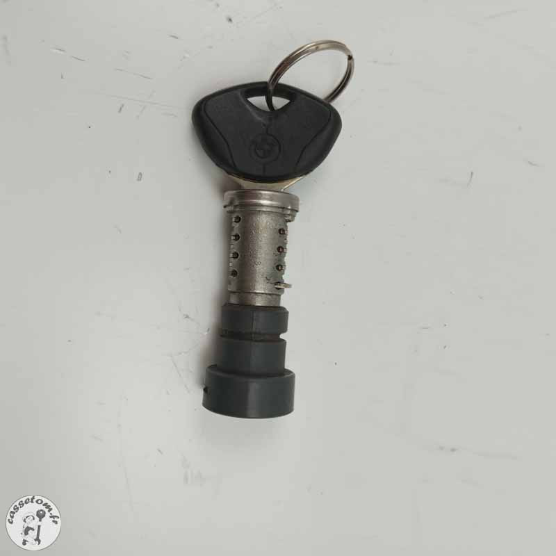 Serrures de selle et de réservoir avec clef BMW 800 | CasseTom