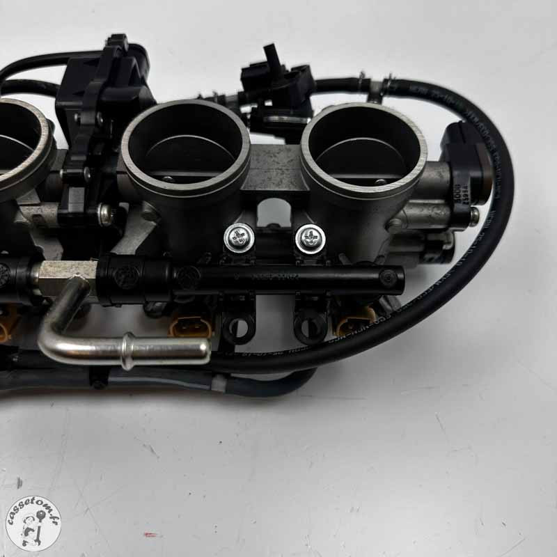 Rampe d'injection  Kawasaki 900 Z 2020