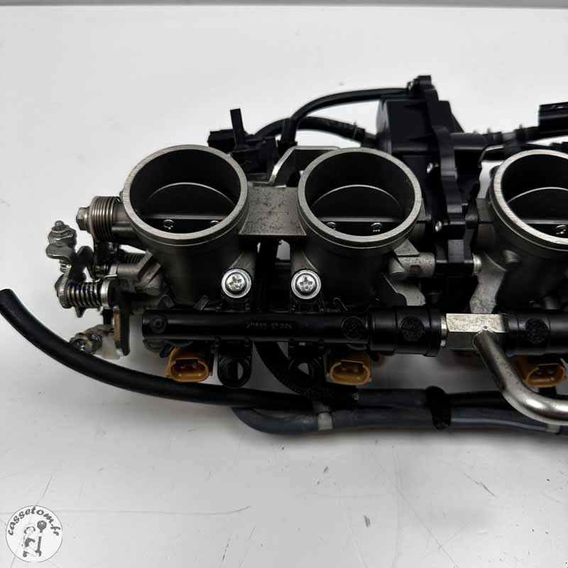 Rampe d'injection Kawasaki 900 Z 2020 Occasion | CasseTom