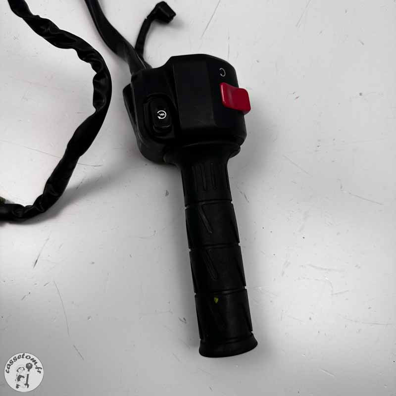 Commodo droit  Kawasaki 900 Z 2020