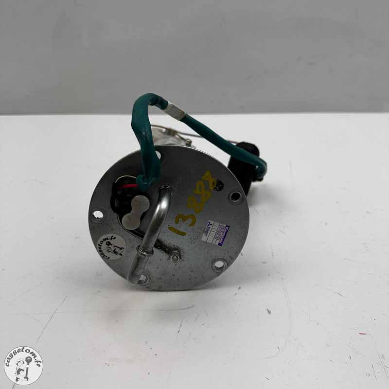 Pompe à essence  Kawasaki 900 Z 2020