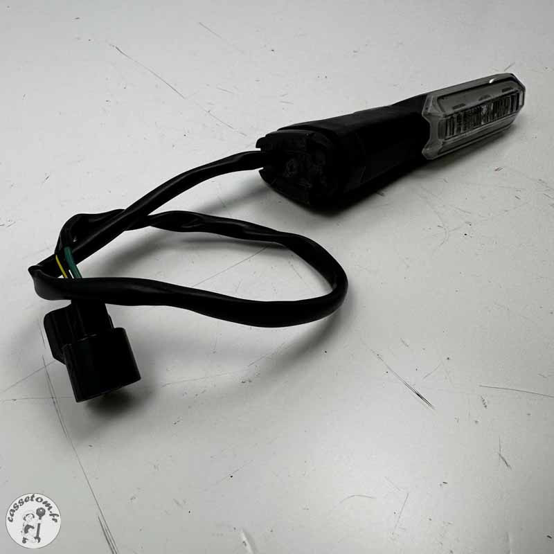 Clignotants arrière  Kawasaki 900 Z 2020