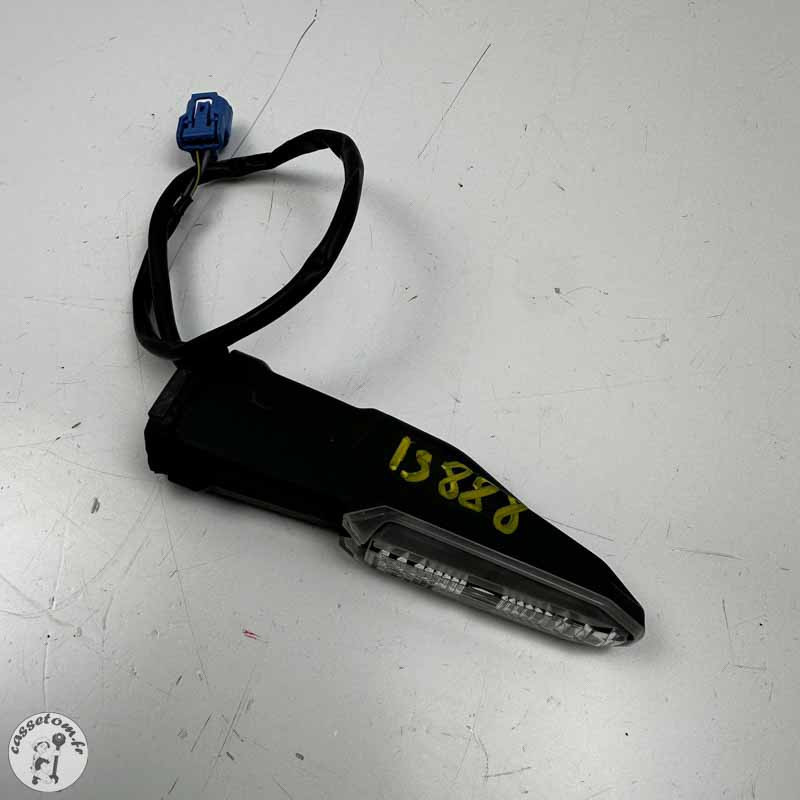 Clignotants arrière  Kawasaki 900 Z 2020