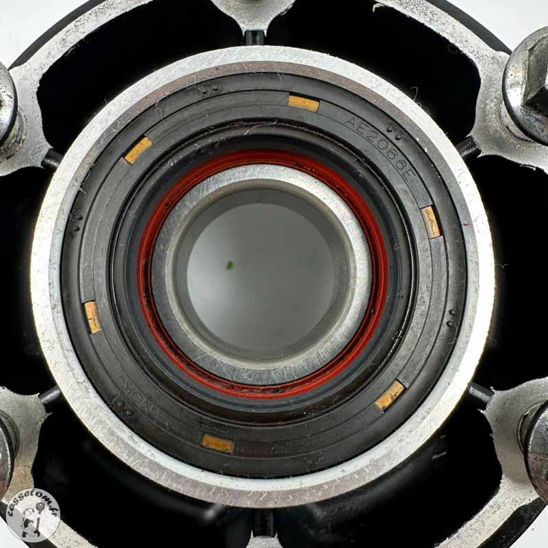 Porte couronne  Kawasaki 900 Z 2020