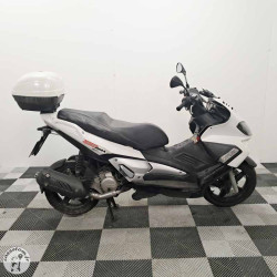 Aprilia 125 SRMAX 125 de  2012