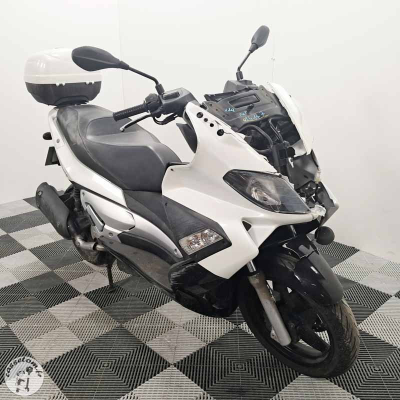 Aprilia 125 SRMAX 125 de  2012