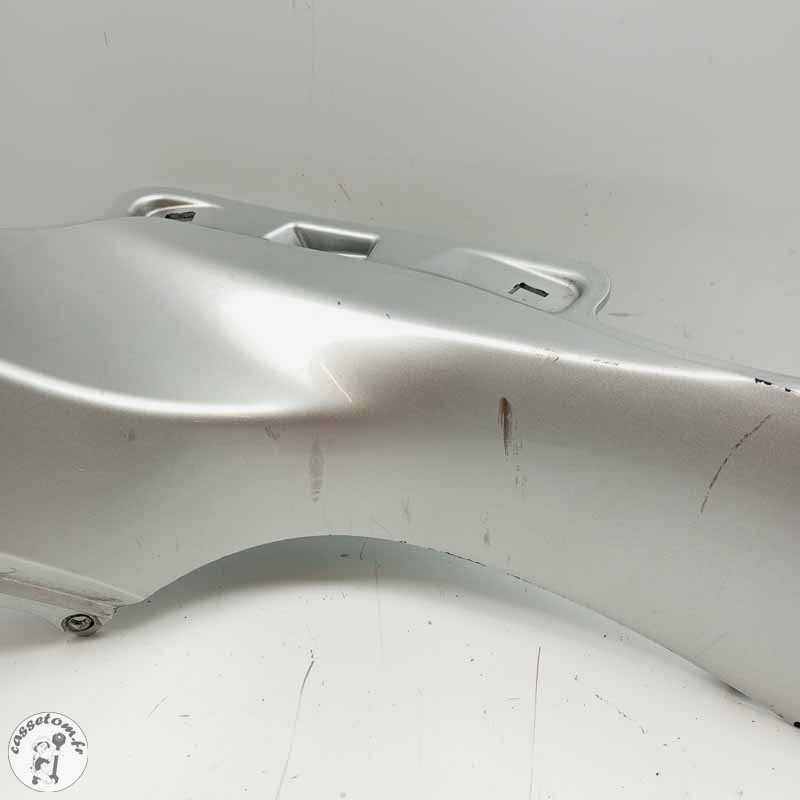 Carénage avant droit  Piaggio 300 beverly 2011