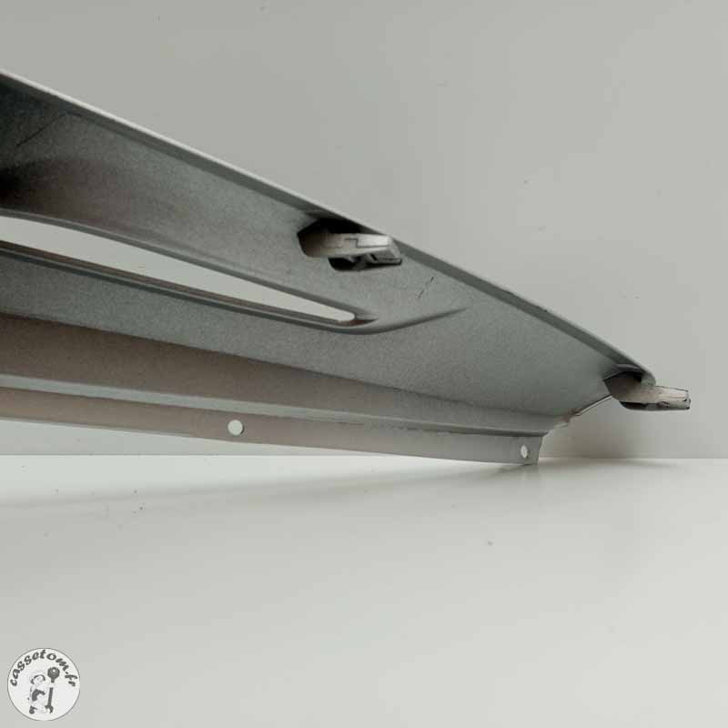 Carénage avant droit  Piaggio 300 beverly 2011