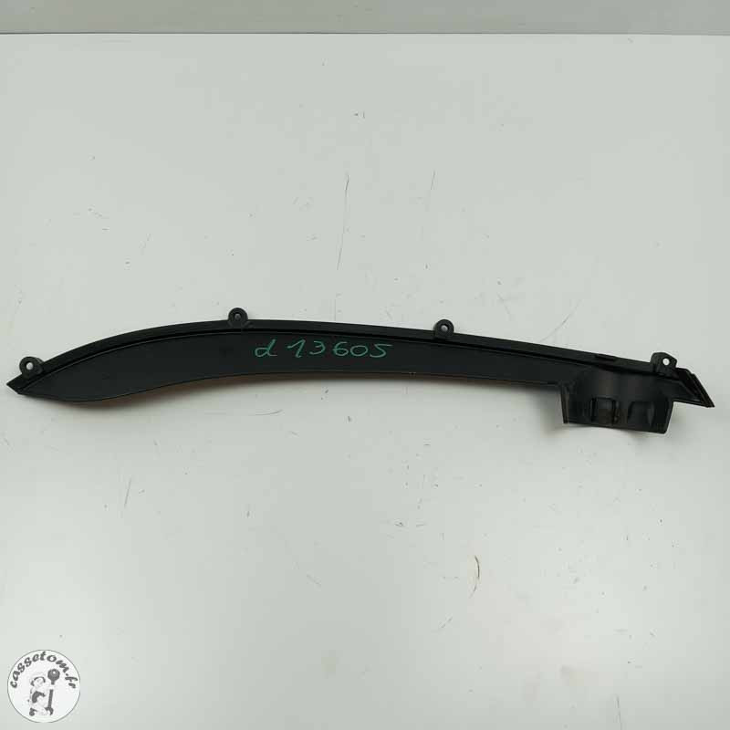 Carénage arrière inférieur droit Piaggio 300 beverly 2011