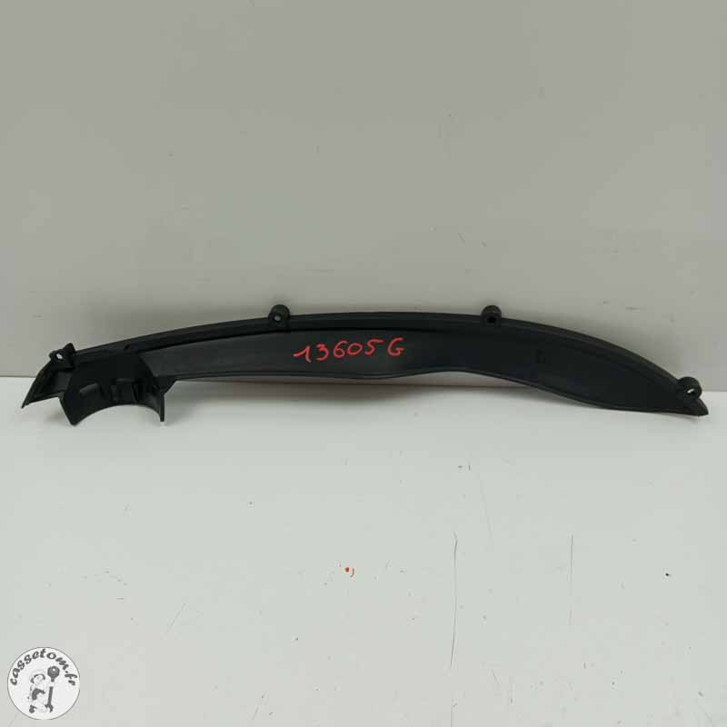 Carénages arrière inférieur gauche Piaggio 300 | CasseTom