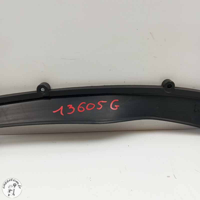 Carénages arrière inférieur gauche  Piaggio 300 beverly 2011