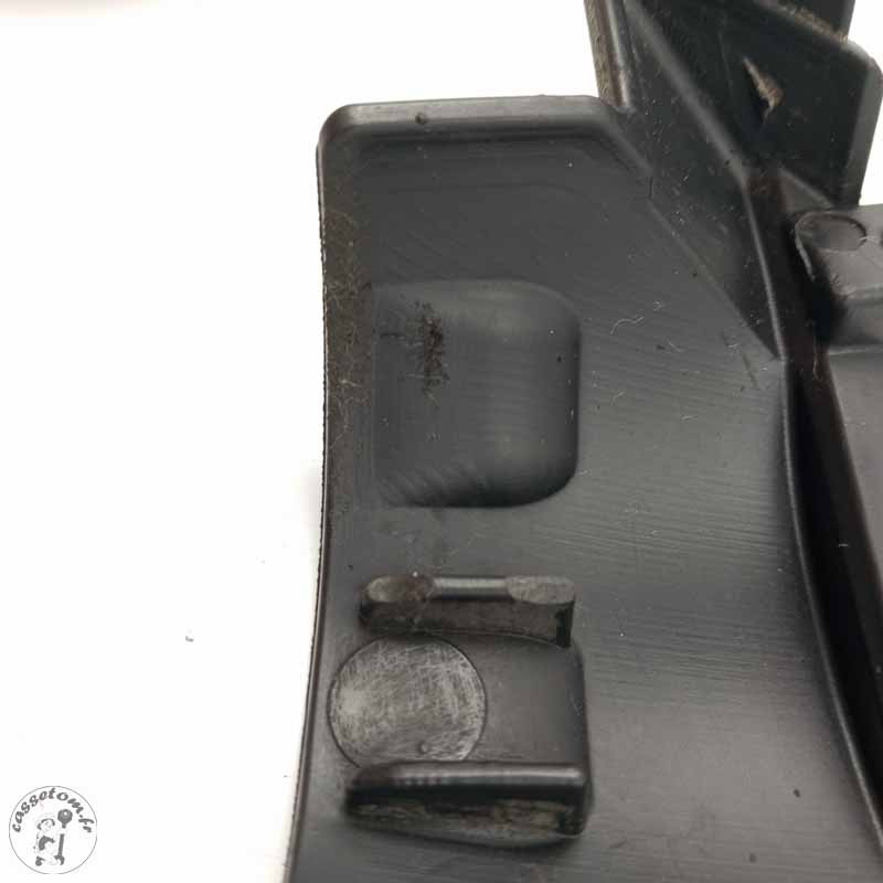 Carénages arrière inférieur gauche  Piaggio 300 beverly 2011