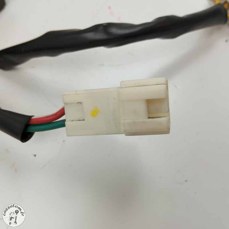 Régulateur de tension Piaggio 300 beverly 2011 | CasseTom