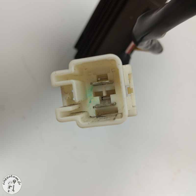 Régulateur de tension Piaggio 300 beverly 2011 | CasseTom