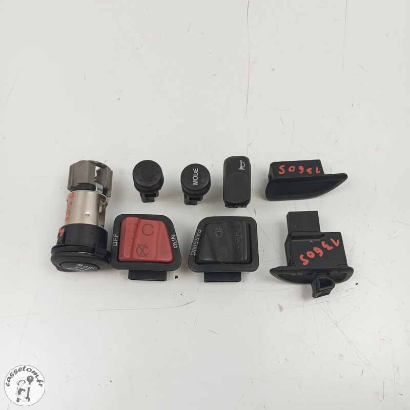 Lot de commutateurs Piaggio 300 beverly 2011 Occasion | CasseTom