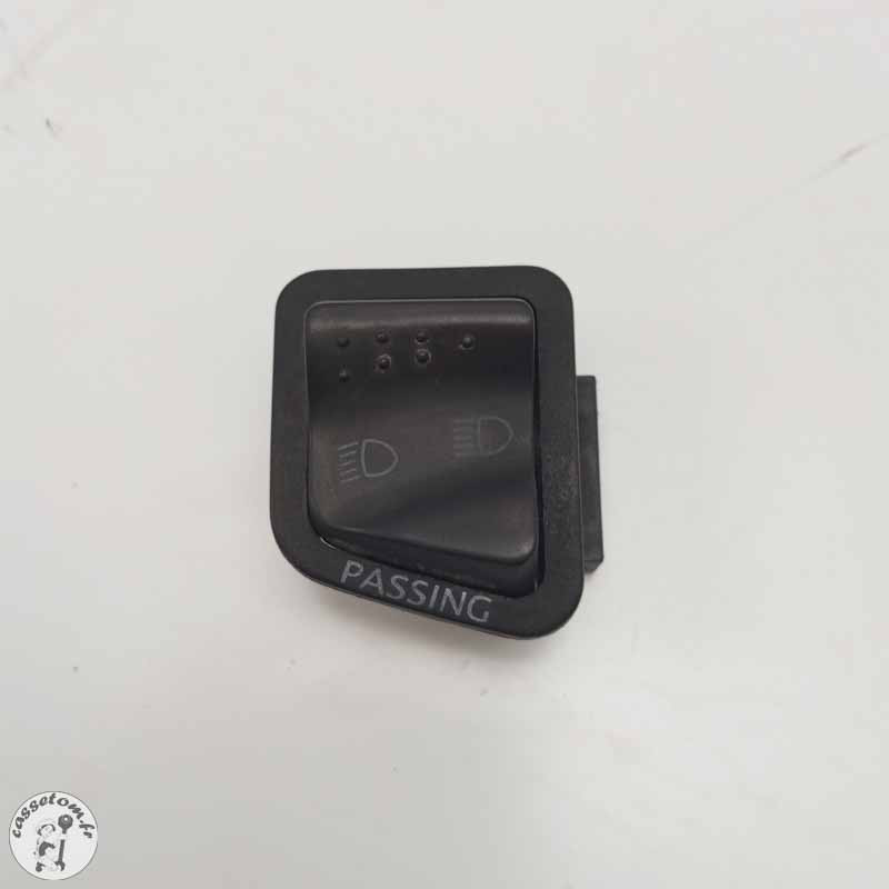 Lot de commutateurs Piaggio 300 beverly 2011 Occasion | CasseTom