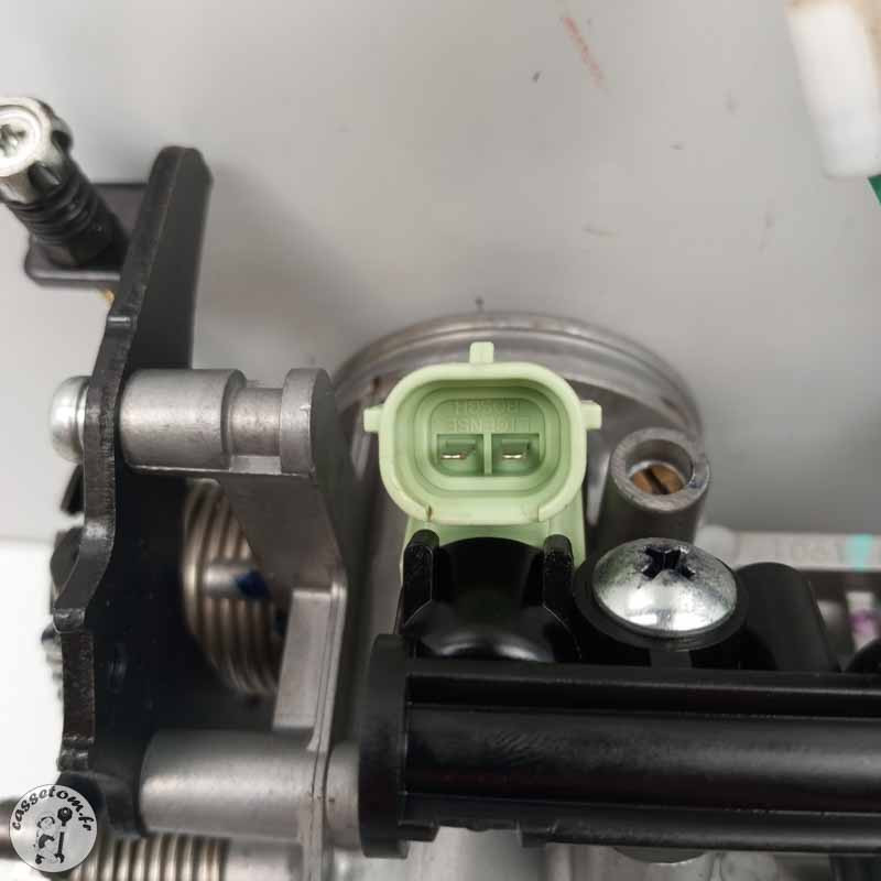 Rampe d' injection Kawasaki  650 Z 2017