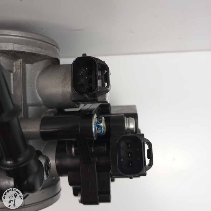 Rampe d' injection Kawasaki  650 Z 2017