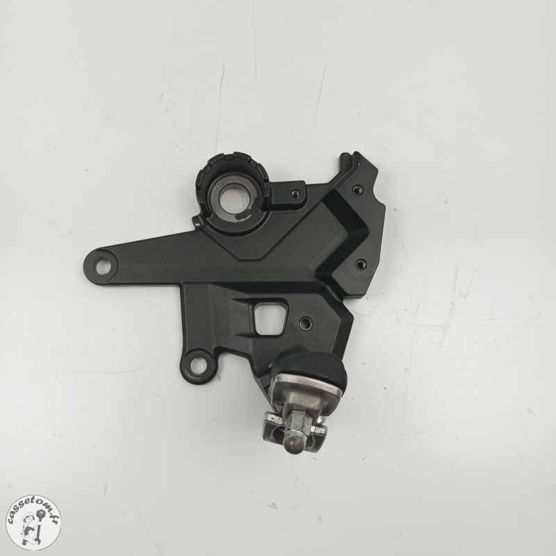 Platine repose pied avant gauche Kawasaki 650 Z 2017 | CasseTom