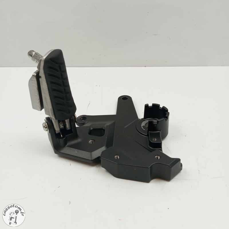 Platine repose pied avant gauche Kawasaki 650 Z 2017 | CasseTom