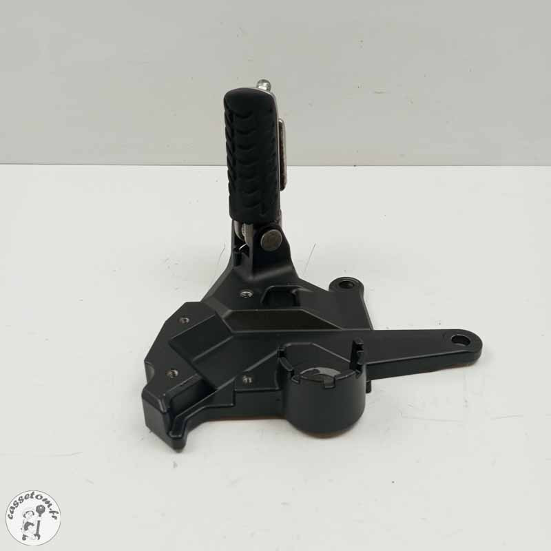 Platine repose pied avant gauche Kawasaki 650 Z 2017 | CasseTom