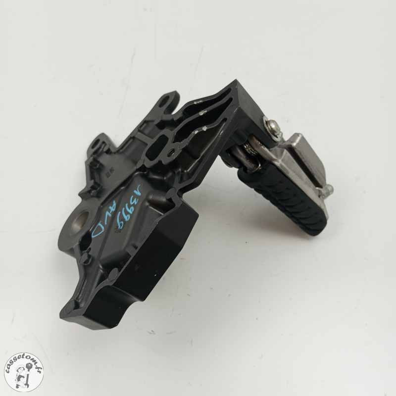 Platine repose pied avant gauche Kawasaki  650 Z 2017