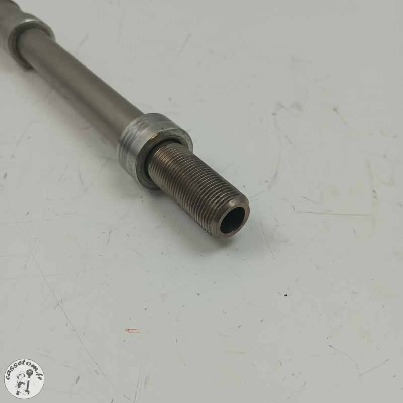 Axe de roue avant Kawasaki  650 Z 2017