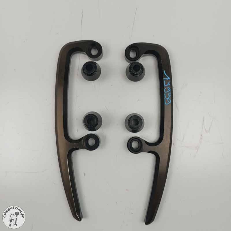 Poignées passagers non d'origine Kawasaki 650 Z 2017 | CasseTom