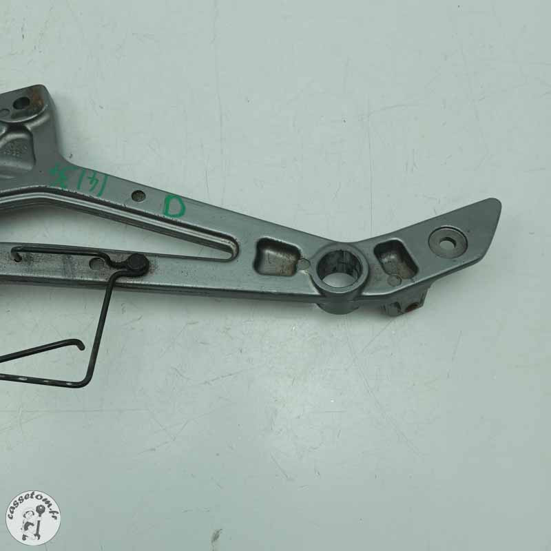 Platine droit  Kawasaki  500 ER5 2000