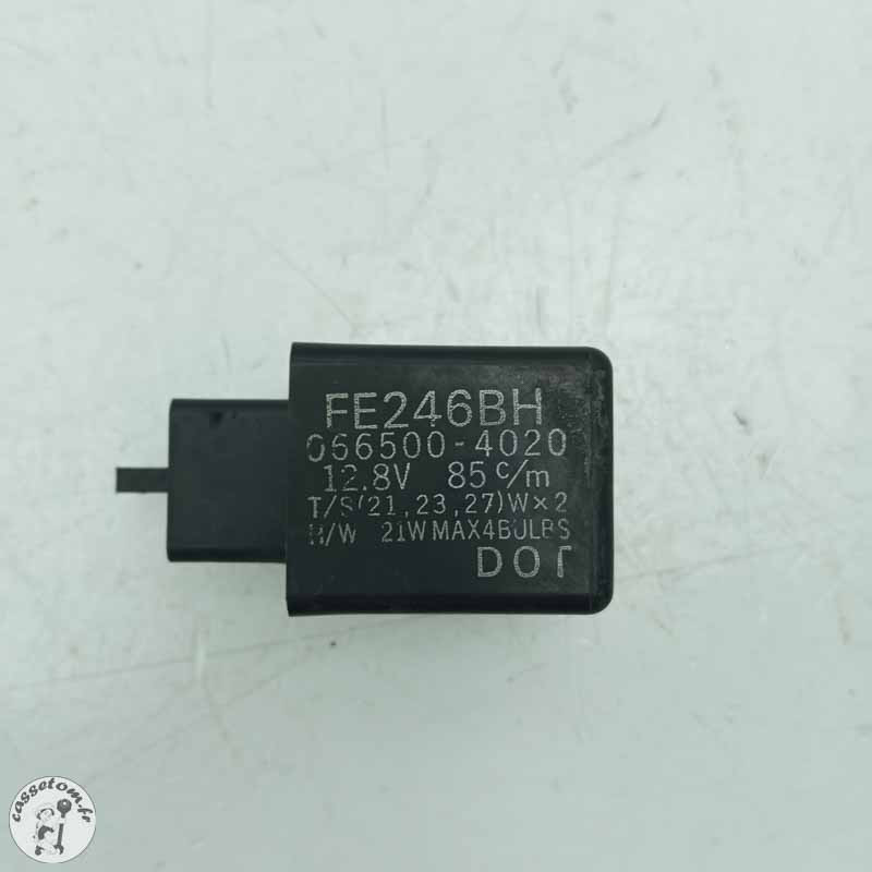 Centrale Clignotants Kawasaki ER5 500 | CasseTom