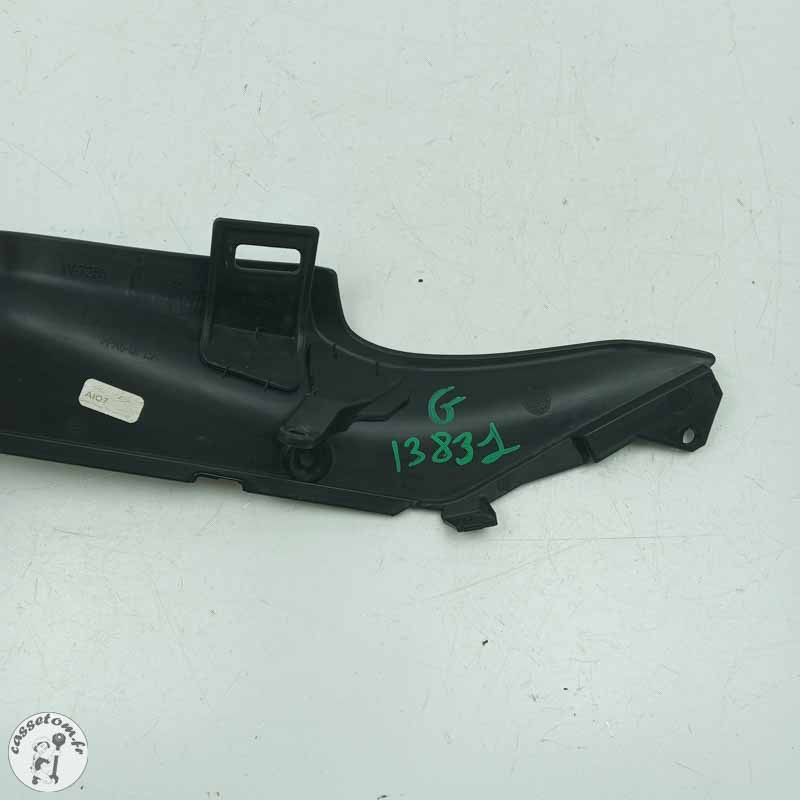 Cache  intérieur arrière gauche  BMW 1600 K1600 GT 2023