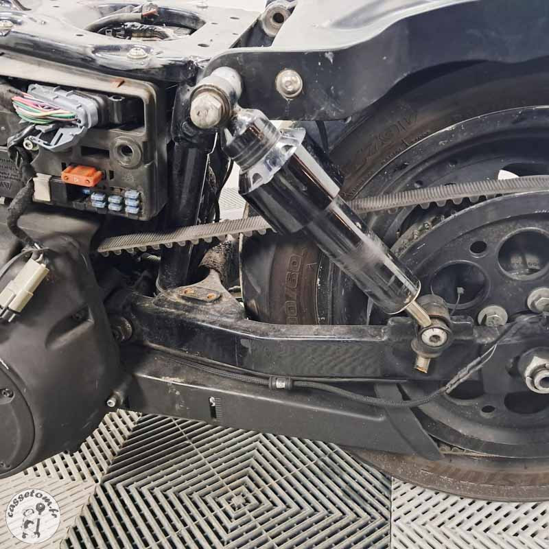 HARLEY.DAV FXDF 1584 2008 accidenté - La Casse de l'Oncle Tom