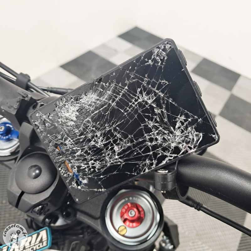 Talaria Sting 2025 accidentée - La Casse de l'Oncle Tom